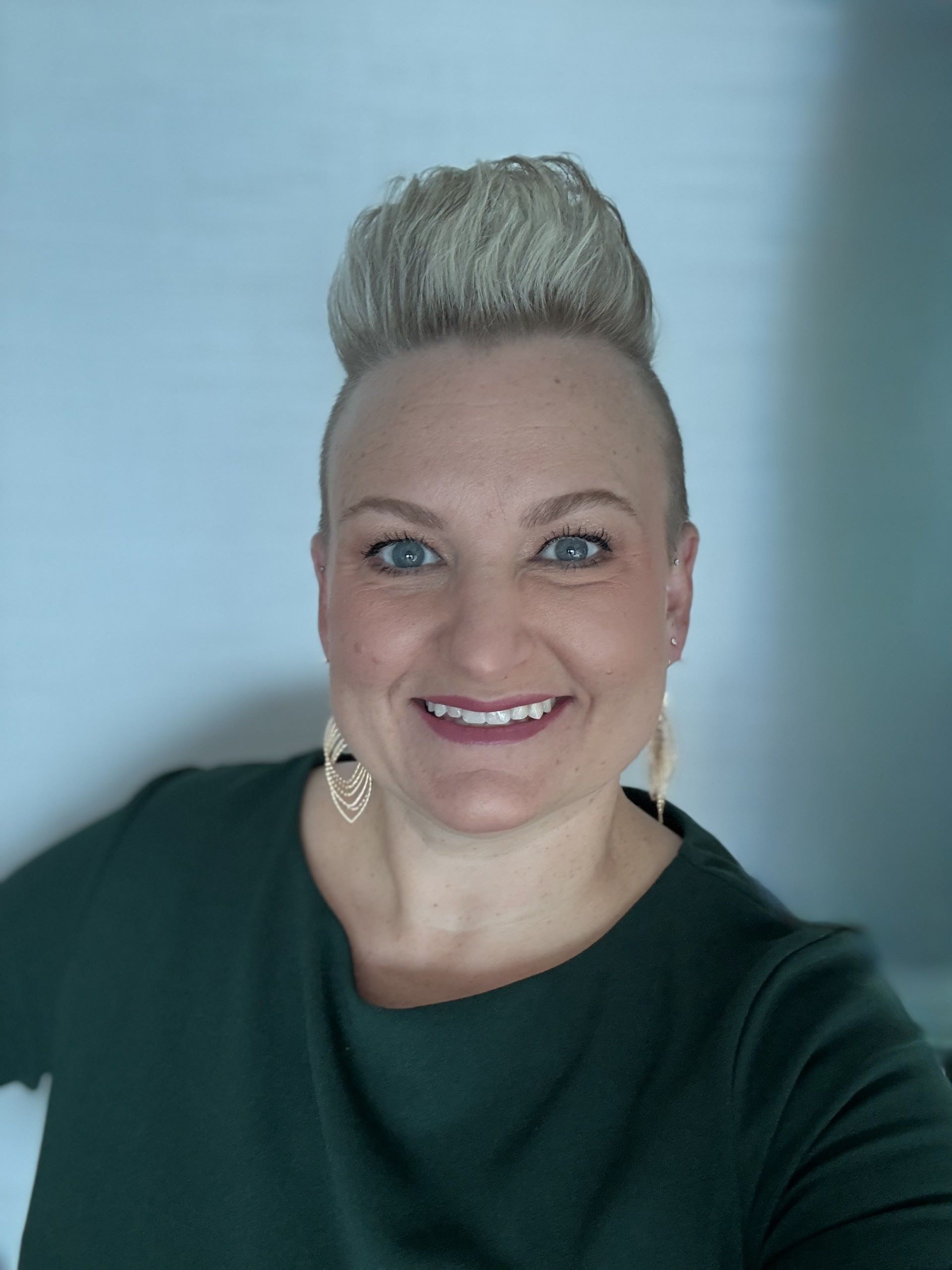 Dr. Kimmy Reid